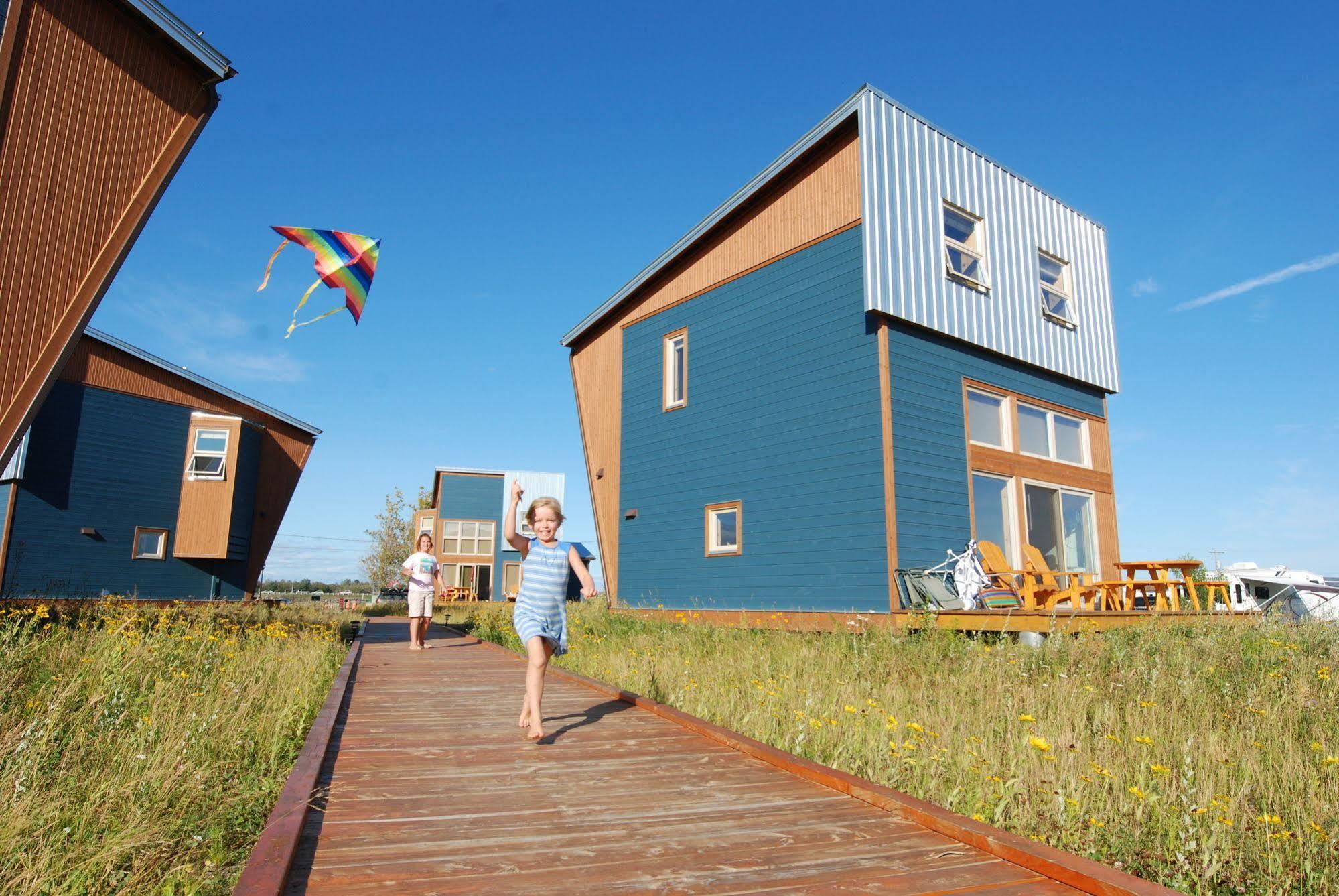 Les Chalets Du Bioparc Bonaventure Exterior foto